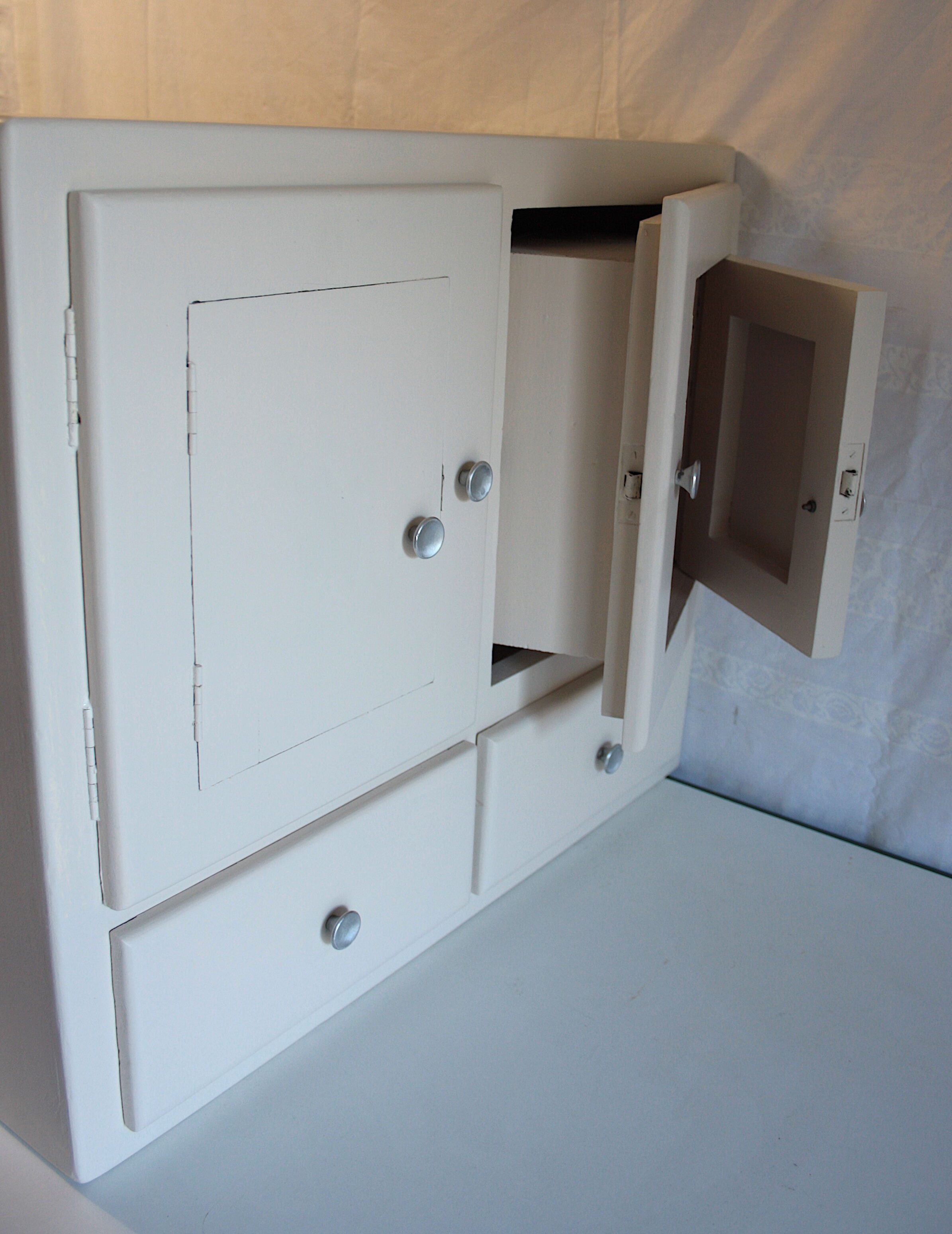 Toilet cupboard - early 1950s