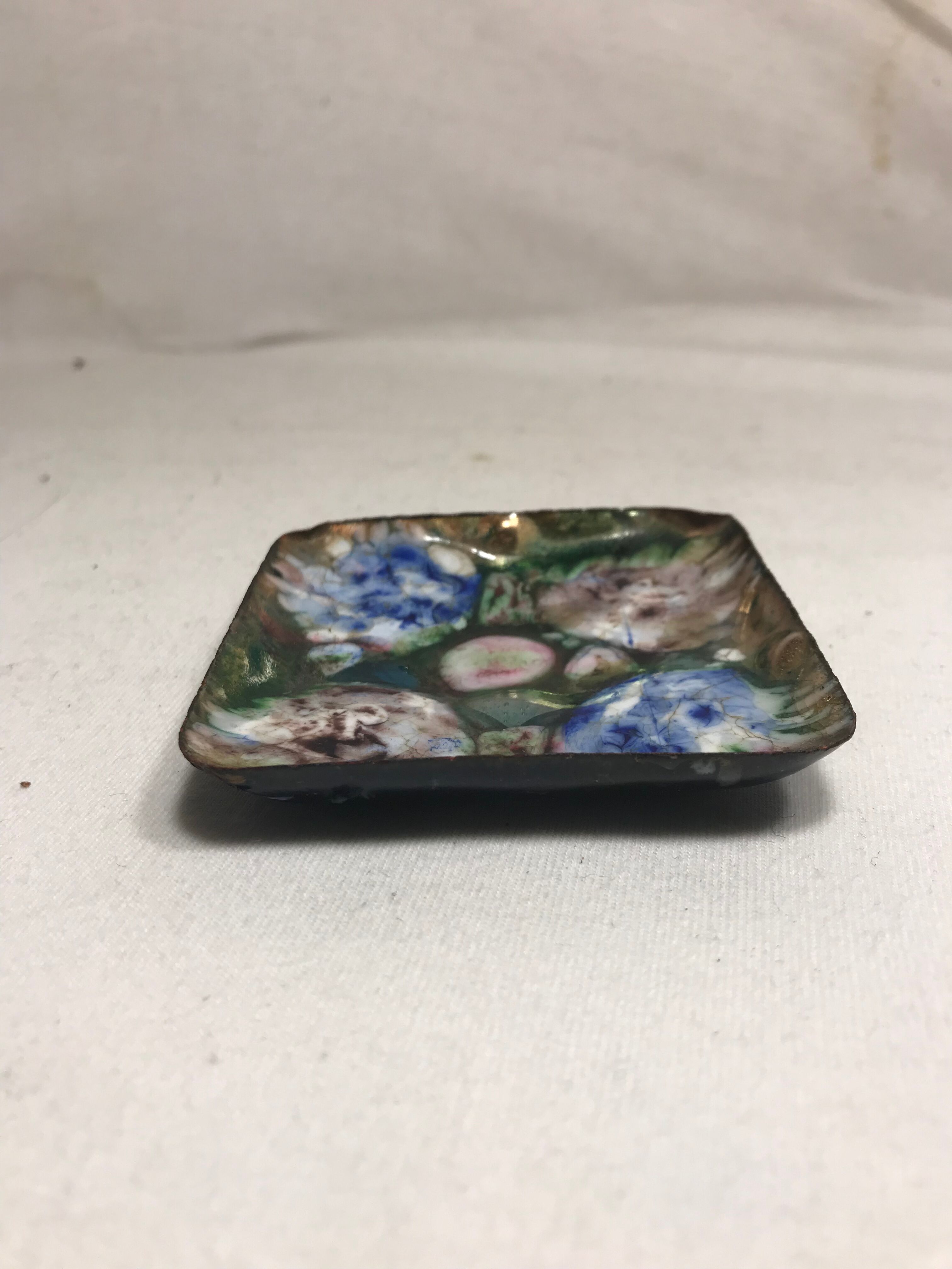 Empty cup pocket square coloured enamelled copper vintage