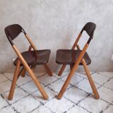Set of two folding chairs