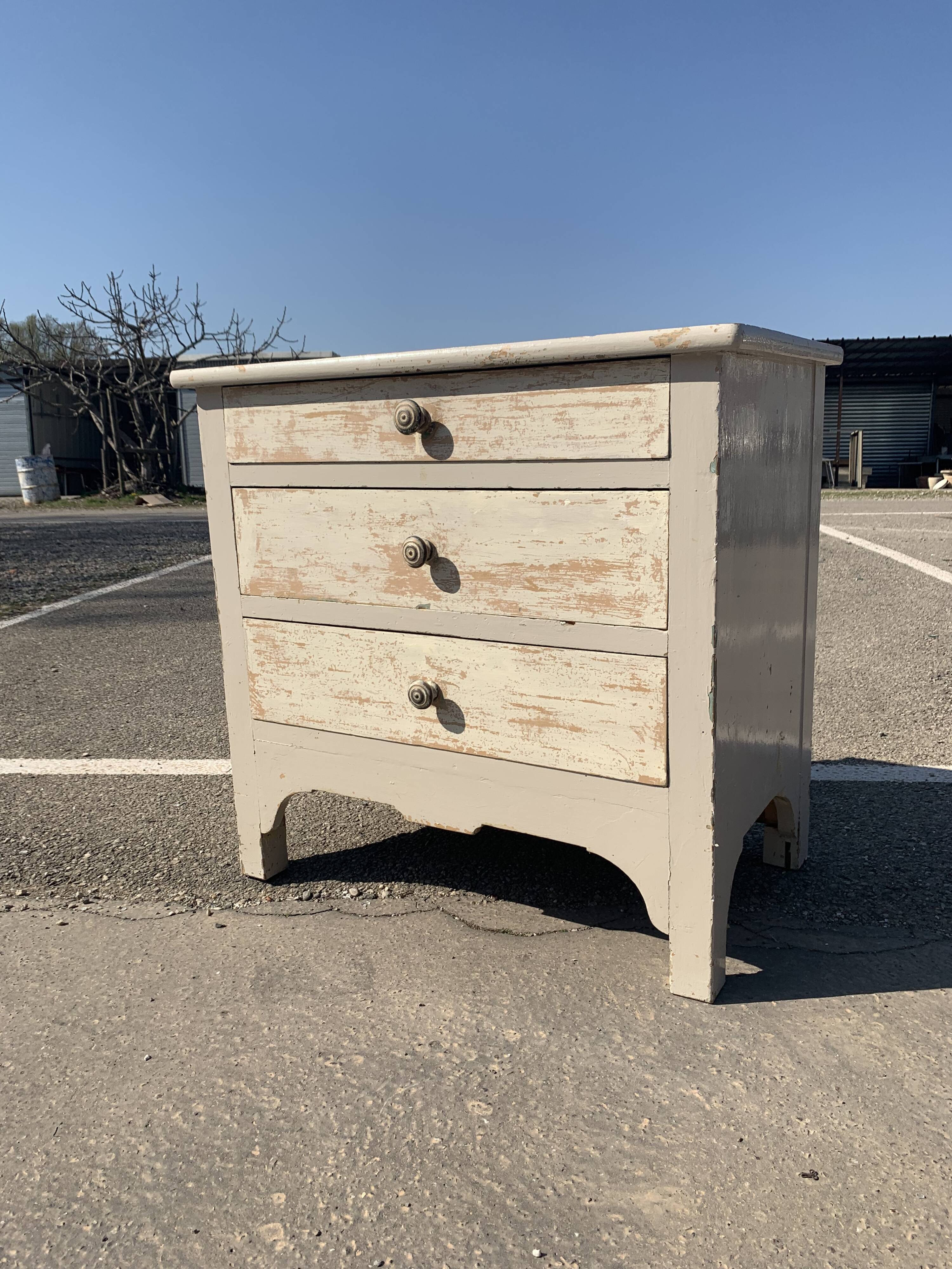 Chest of drawers 3 drawers