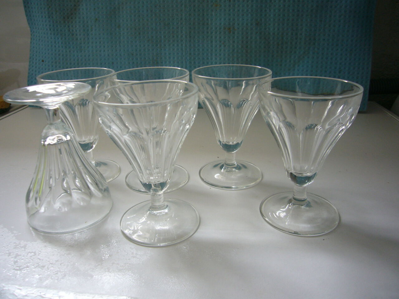 Lot of 6 crystal glasses