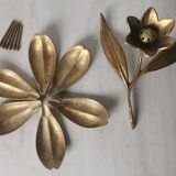 Brass ashtray fleur de lys with petals