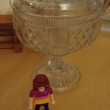 Bonbonniere or sugar bowl