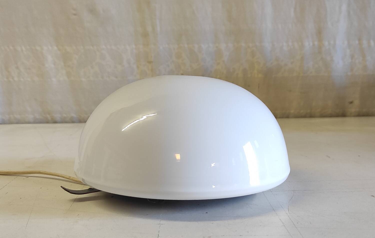 Ceiling light or globe wall lamp opaline diameter 20 cm - mid 20th century