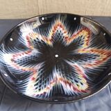 Great vintage cut has modernist décor