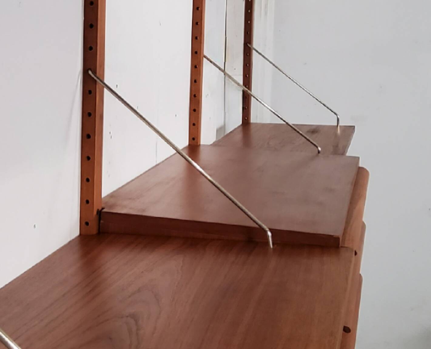 Scandinavian wall shelf – Danish design