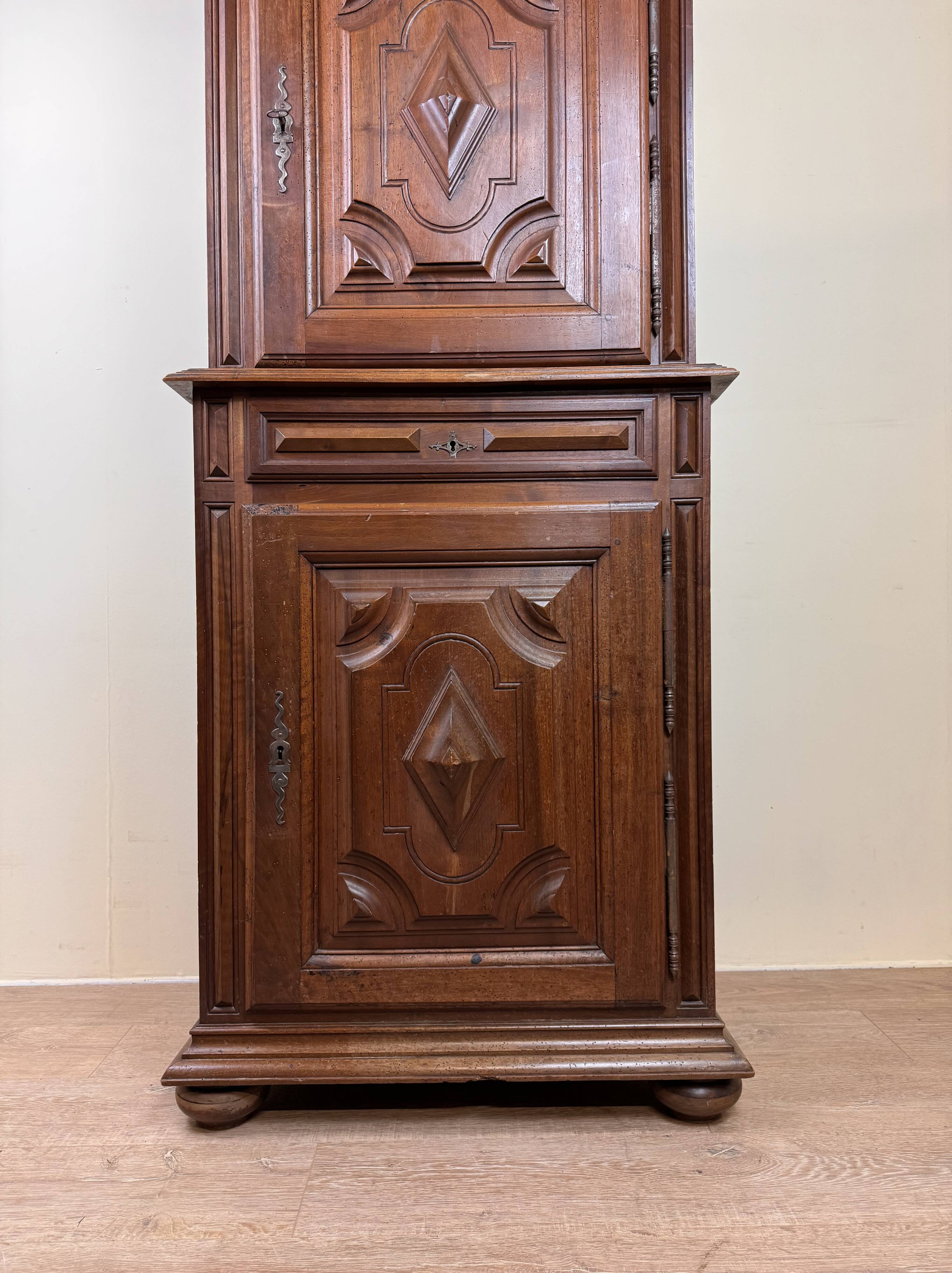 Louis XIII style Burgundian cabinet in solid wood circa 1850-1880