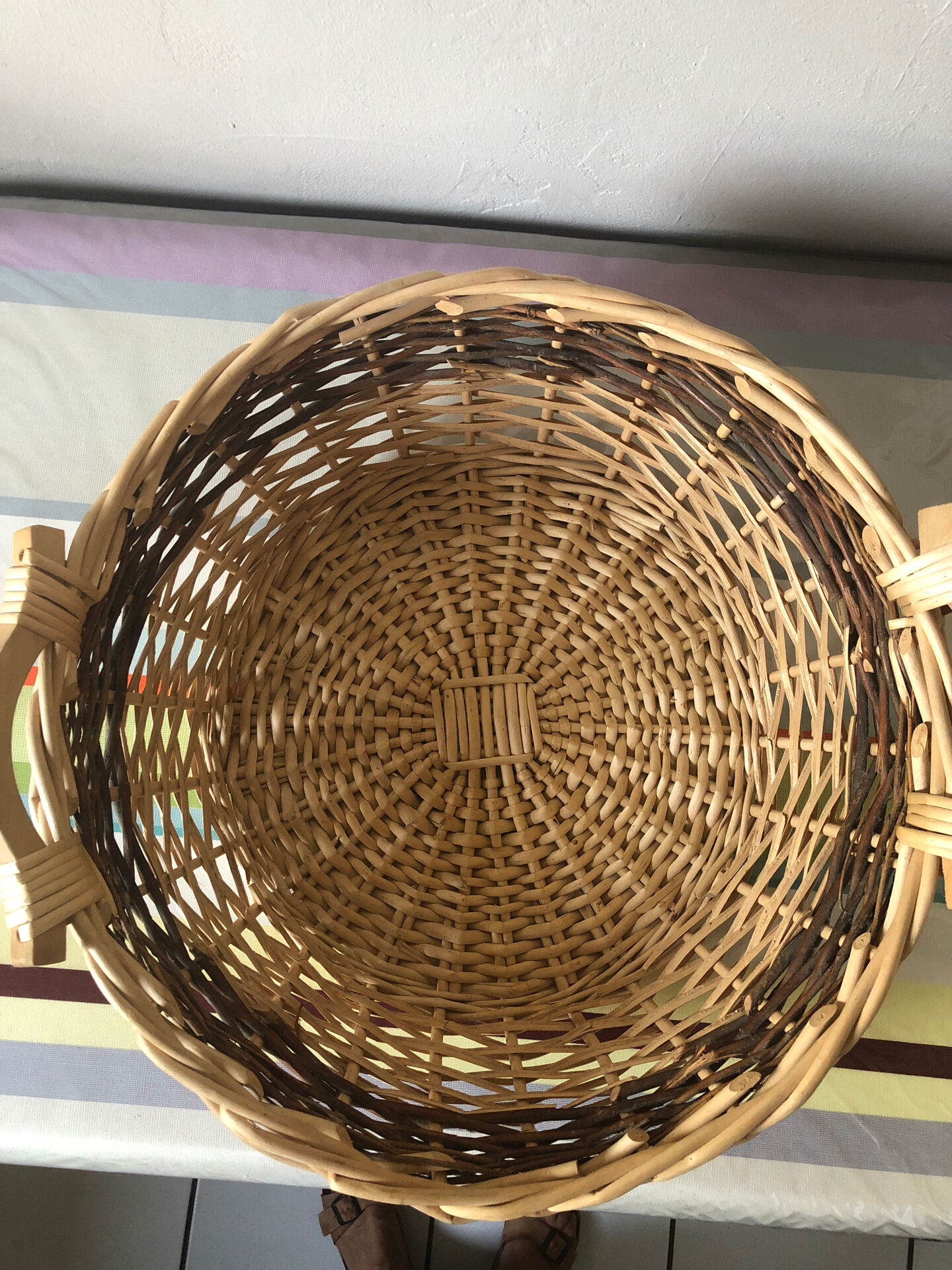 Corbeille en osier vintage