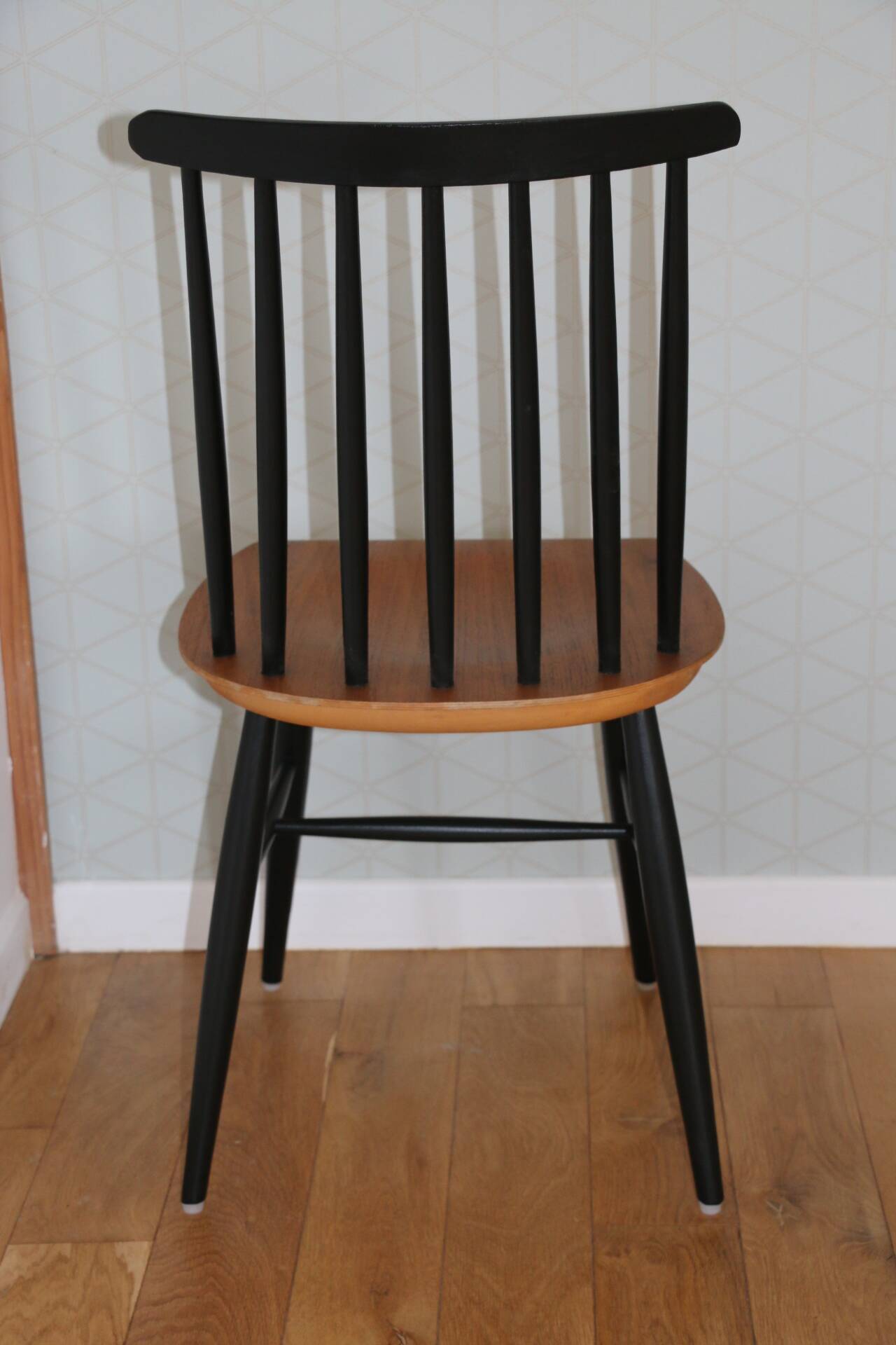 Chaise fanette d’ilmari tapiovaara