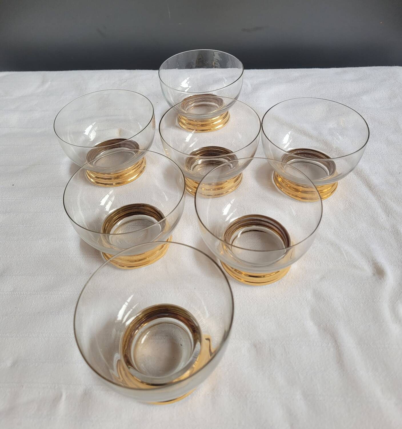 Champagne coupes