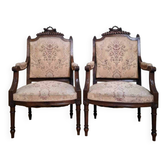 Pair of Louis XVI style queen-style armchairs in richly carved wood