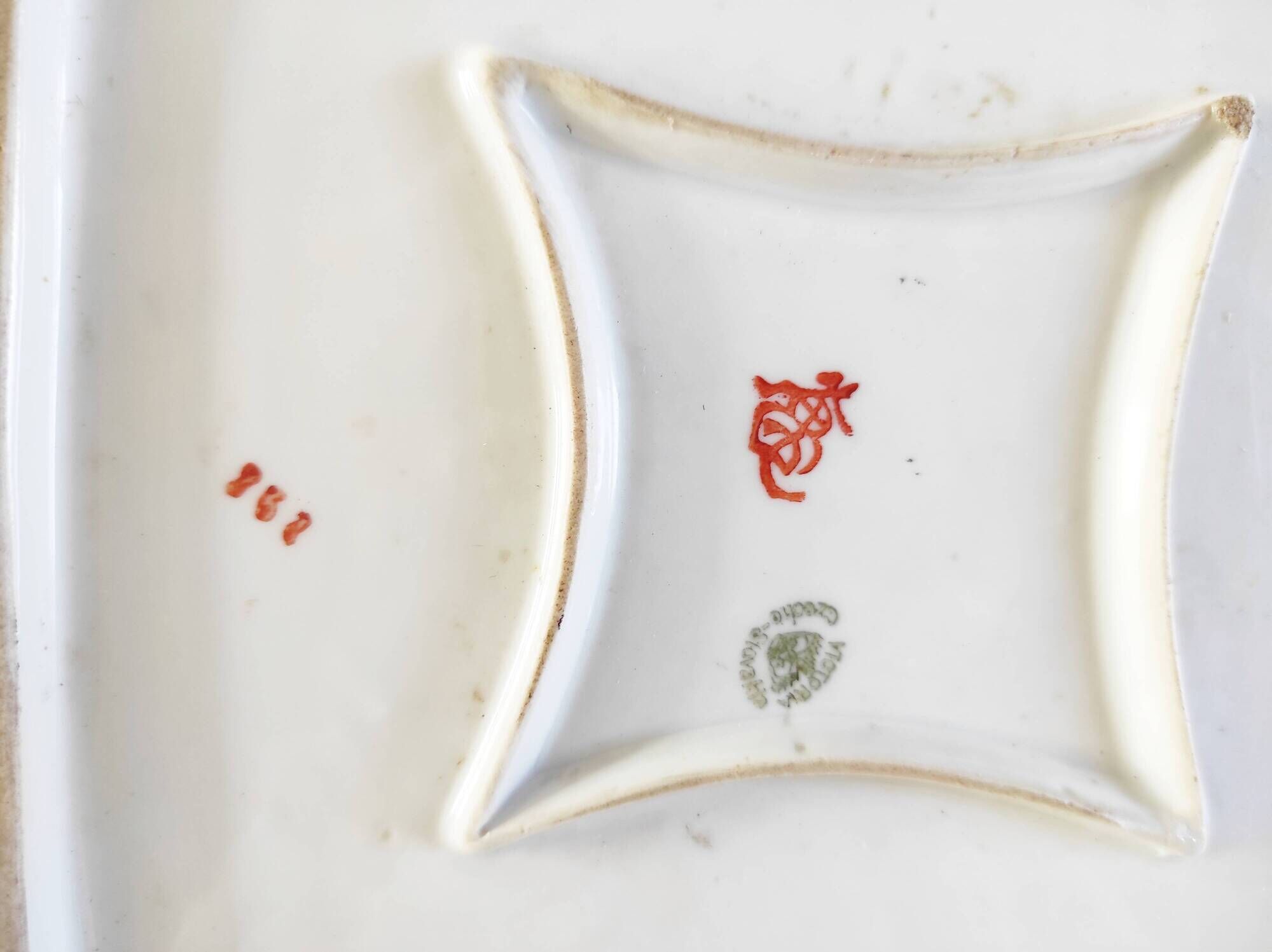Plat, vide poche japonisant