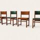 Quatre chaises du milieu du siècle