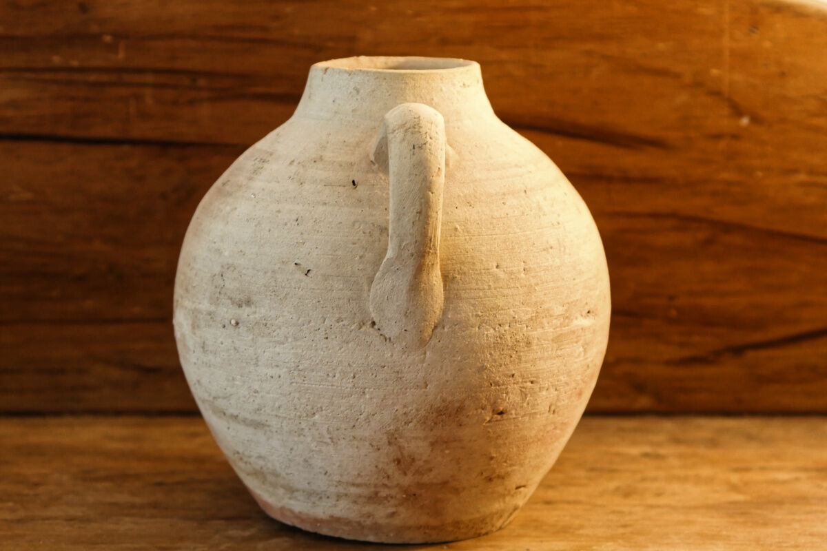 Terracotta pot