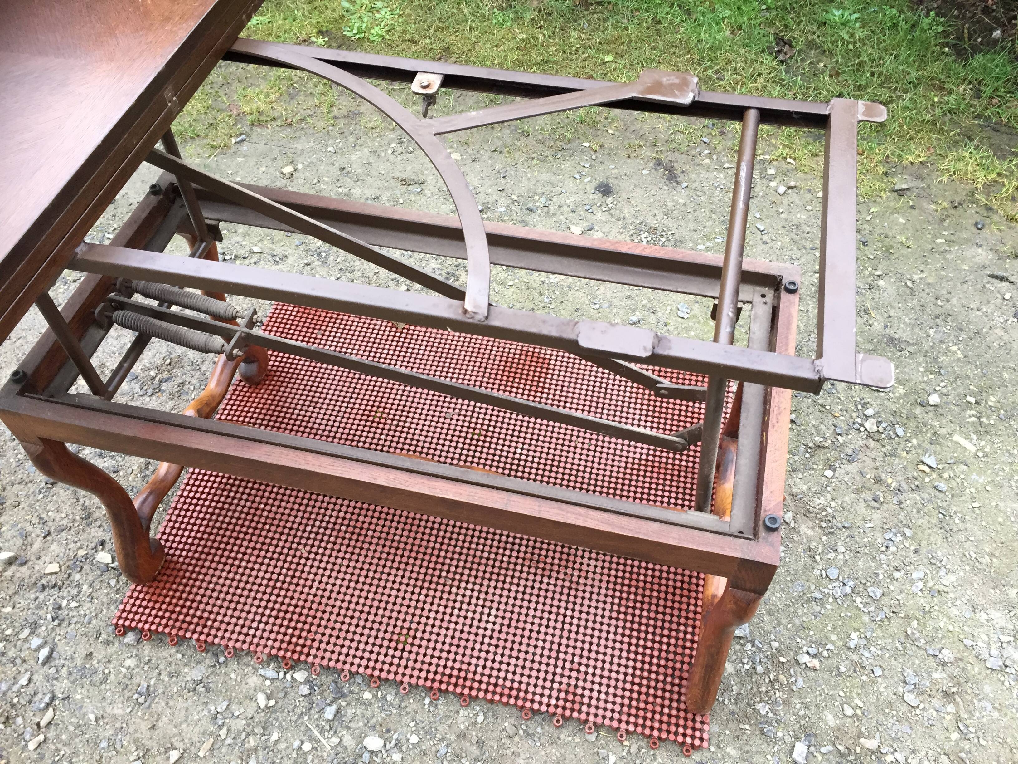 Modular vintage oak coffee table with Albert Ducrot's magical system