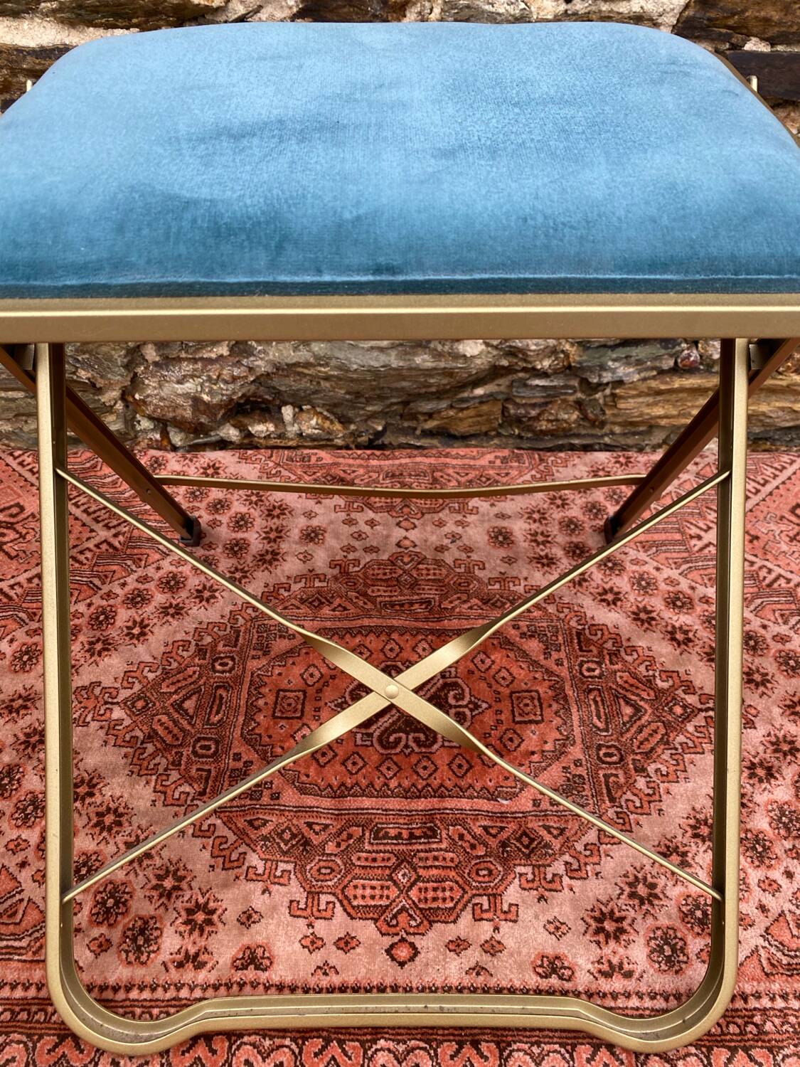 Folding chair in gold-tone metal and velvet, 1960s-70s