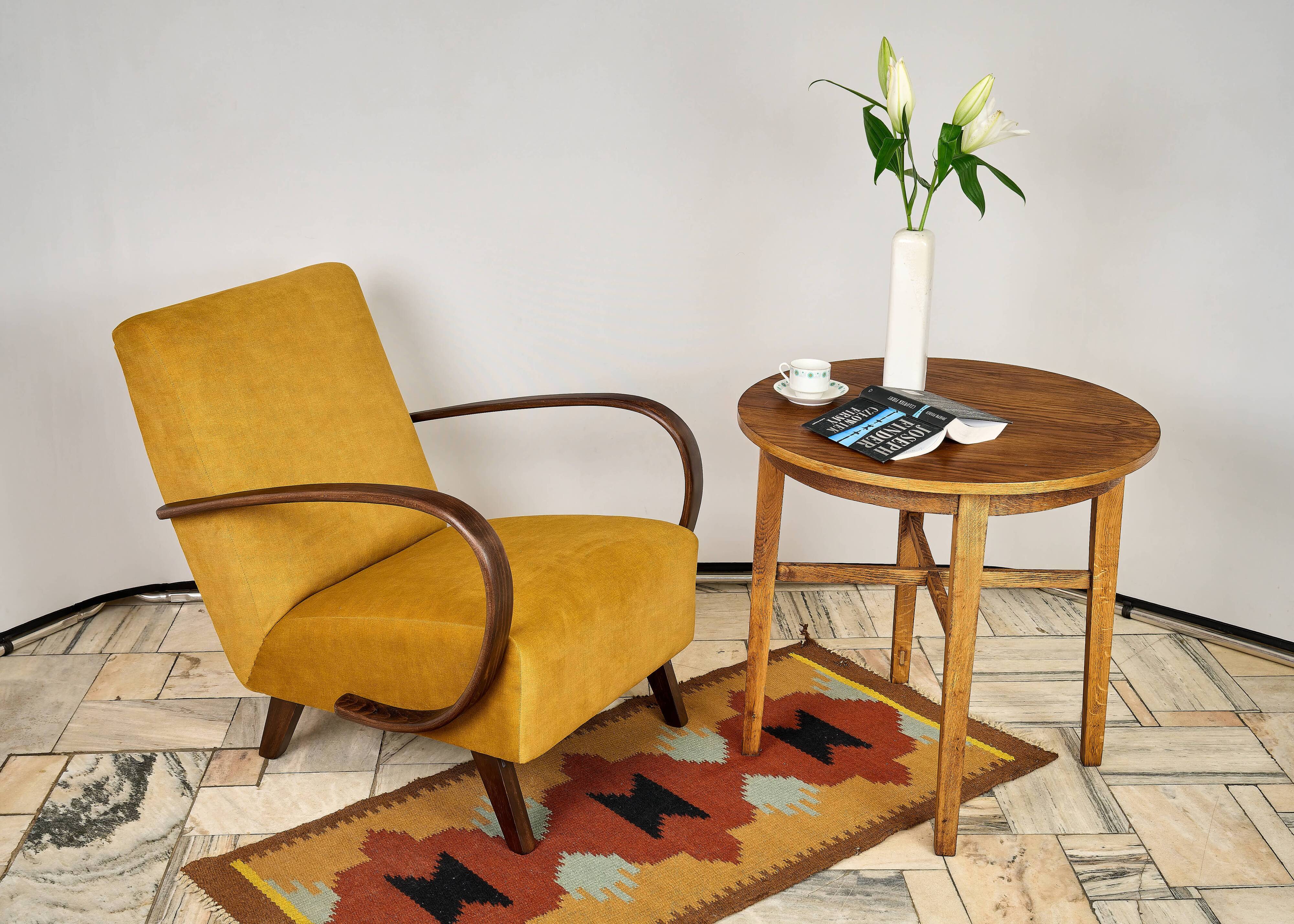 H 410 armchair designed by Jindrich Halabala, Czechoslovakia