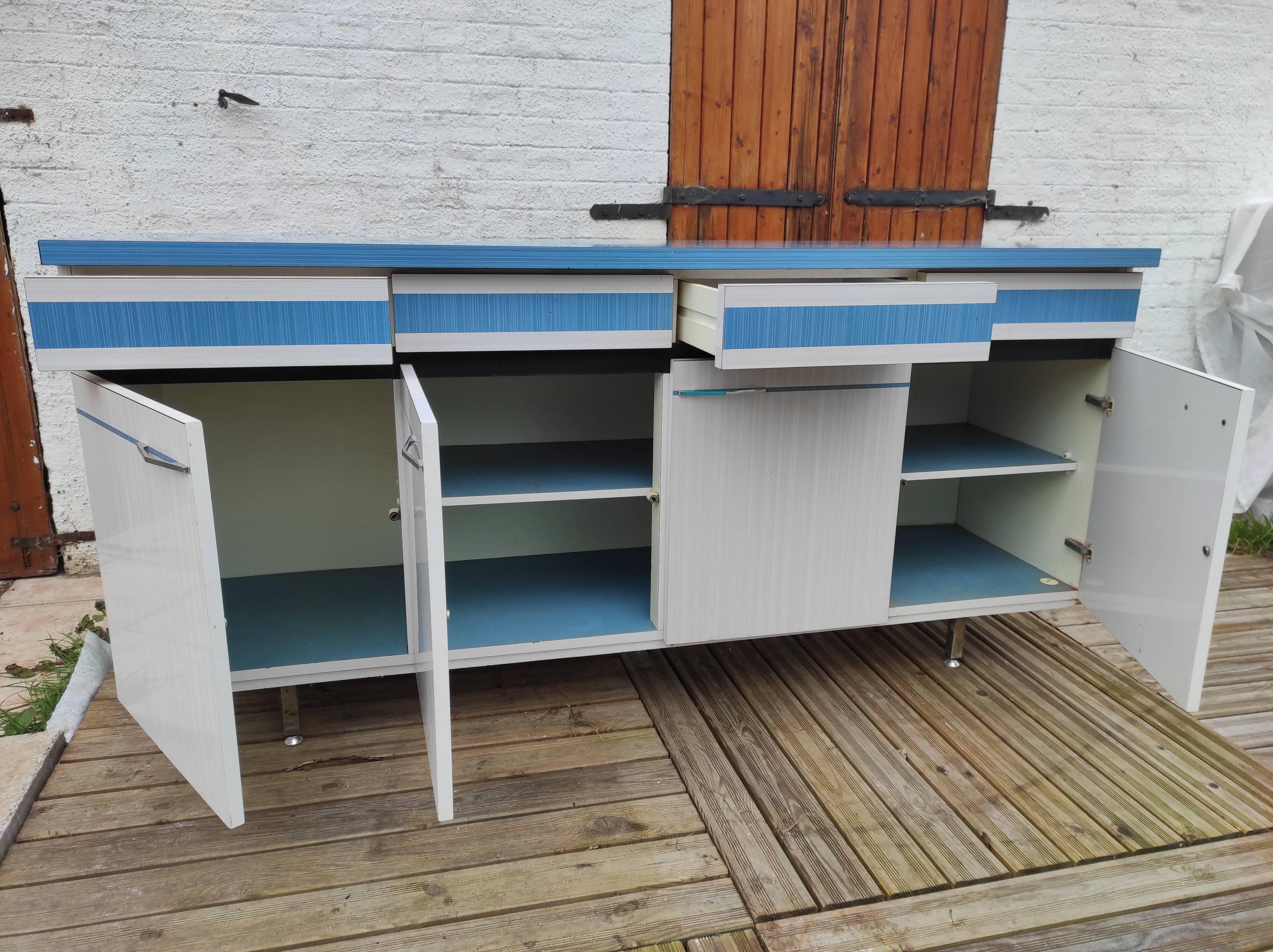 Kitchen cabinet in blue formica 4 doors 4 drawers