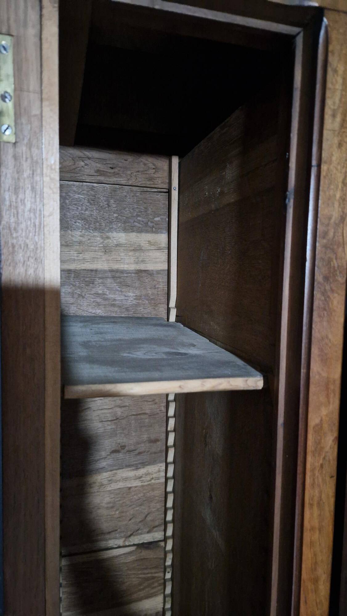Antique 3-door wardrobe with mirror