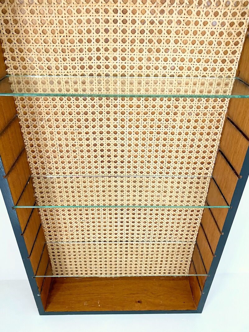 Wooden wall shelf and canning