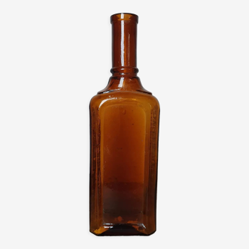 Apothecary bottle