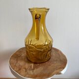 Carafe en verre ambré vintage