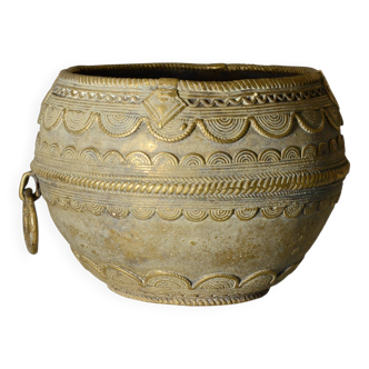 Ancient bronze ethnic pot, handcrafted in India.