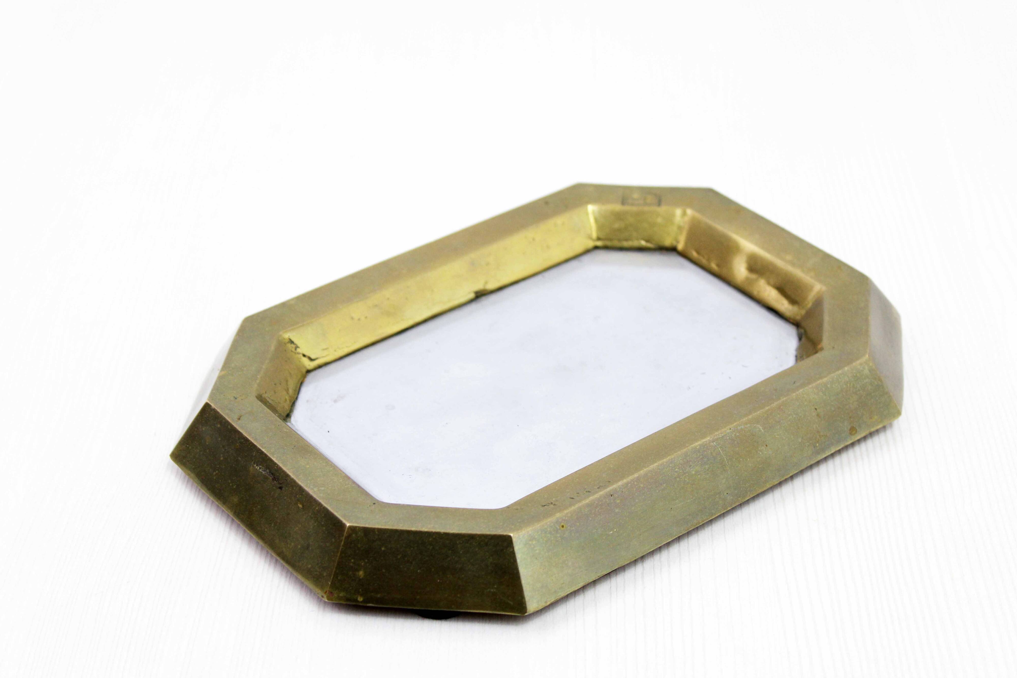 Empty pocket by David Marshall 1980