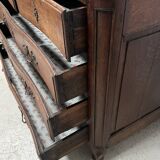 Louis XV chest of drawers in solid oak from the 18th century