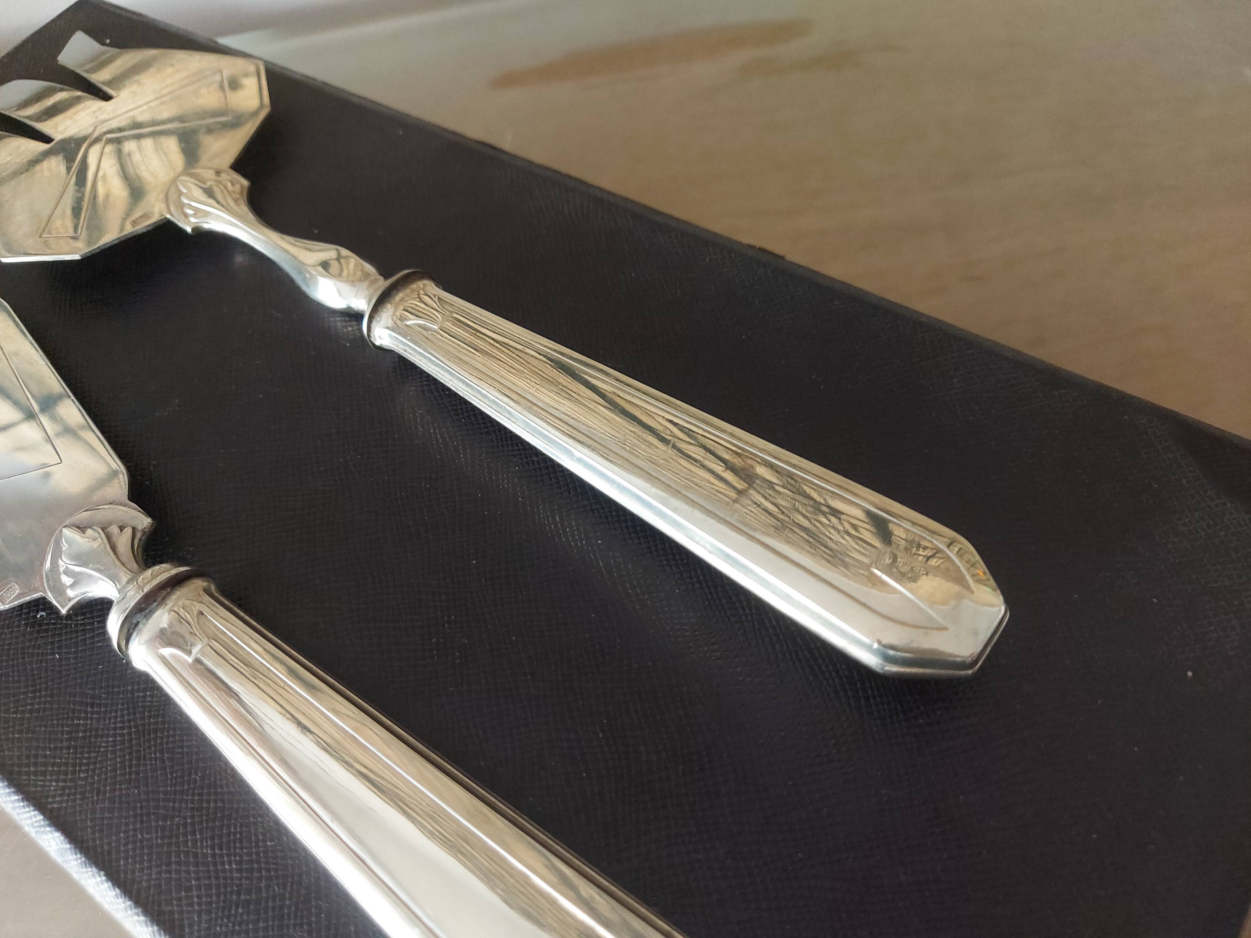 Art Deco fish service box