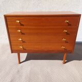 Scandinavian style commode