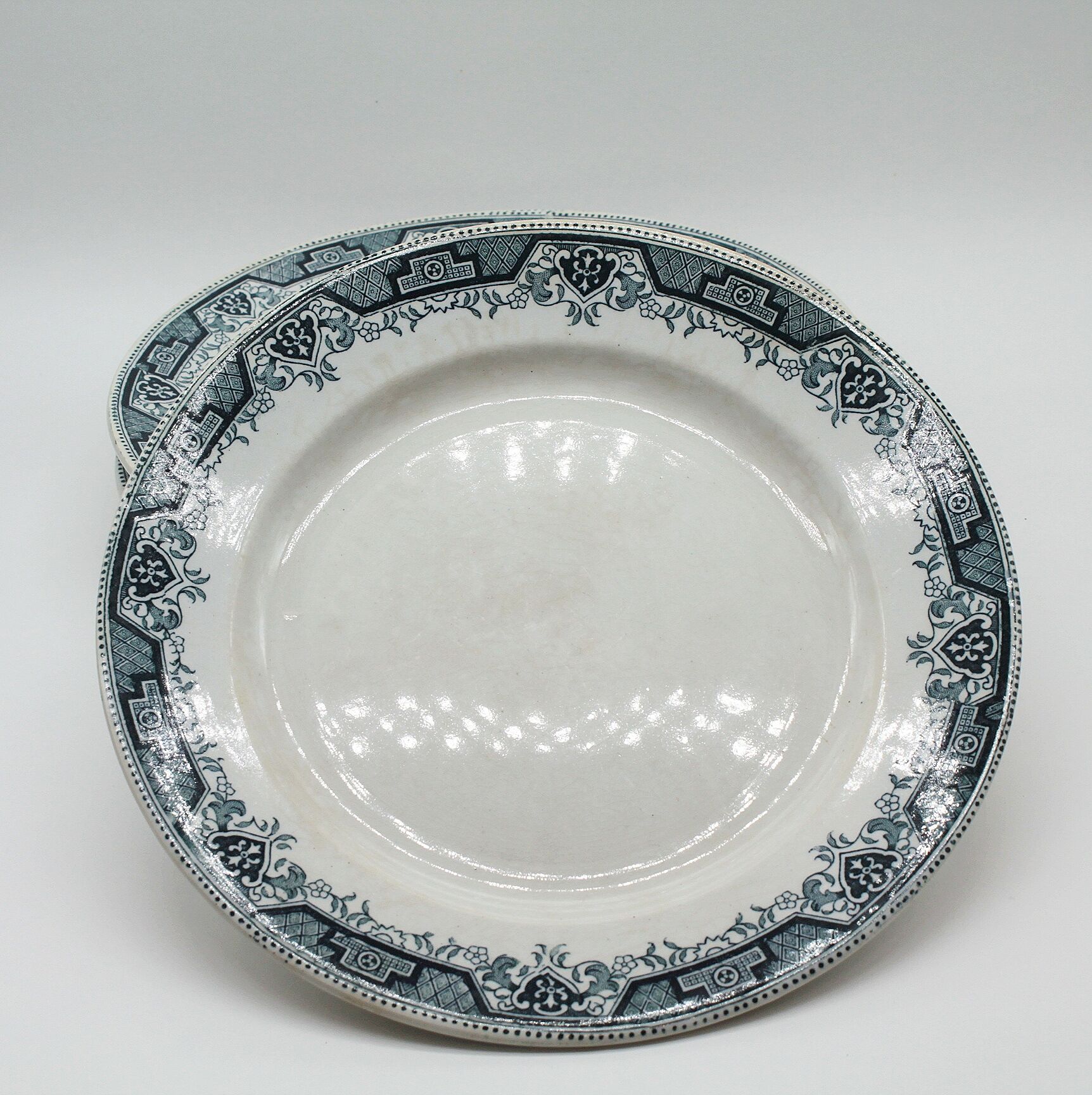 Lot of 4 old plates hamage the mill of wolves