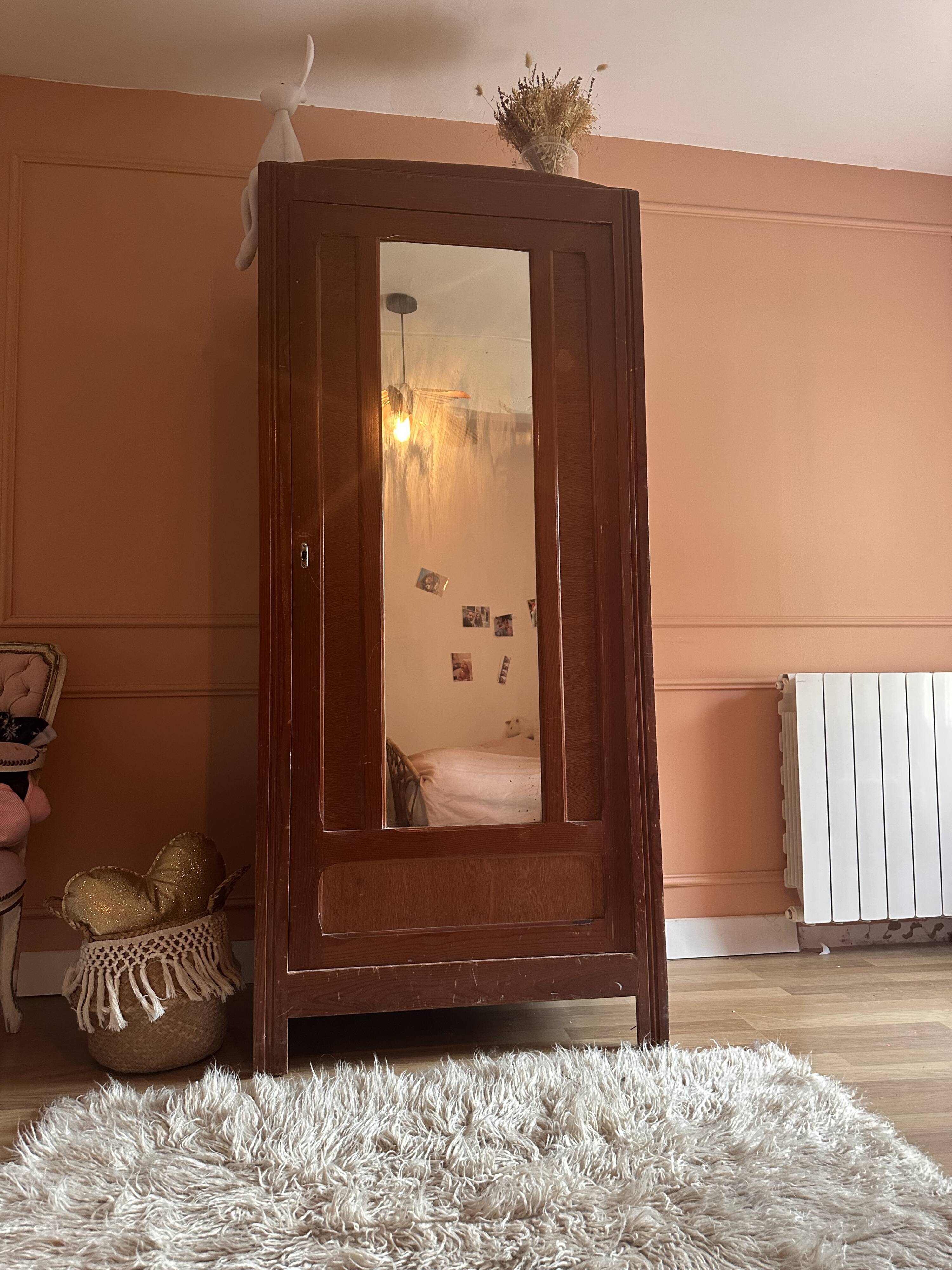 Armoire parisienne miroir