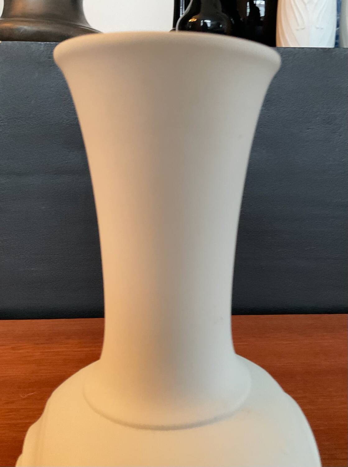 Seltmans Op Art vase Germany in biscuit porcelain from the 1960s.