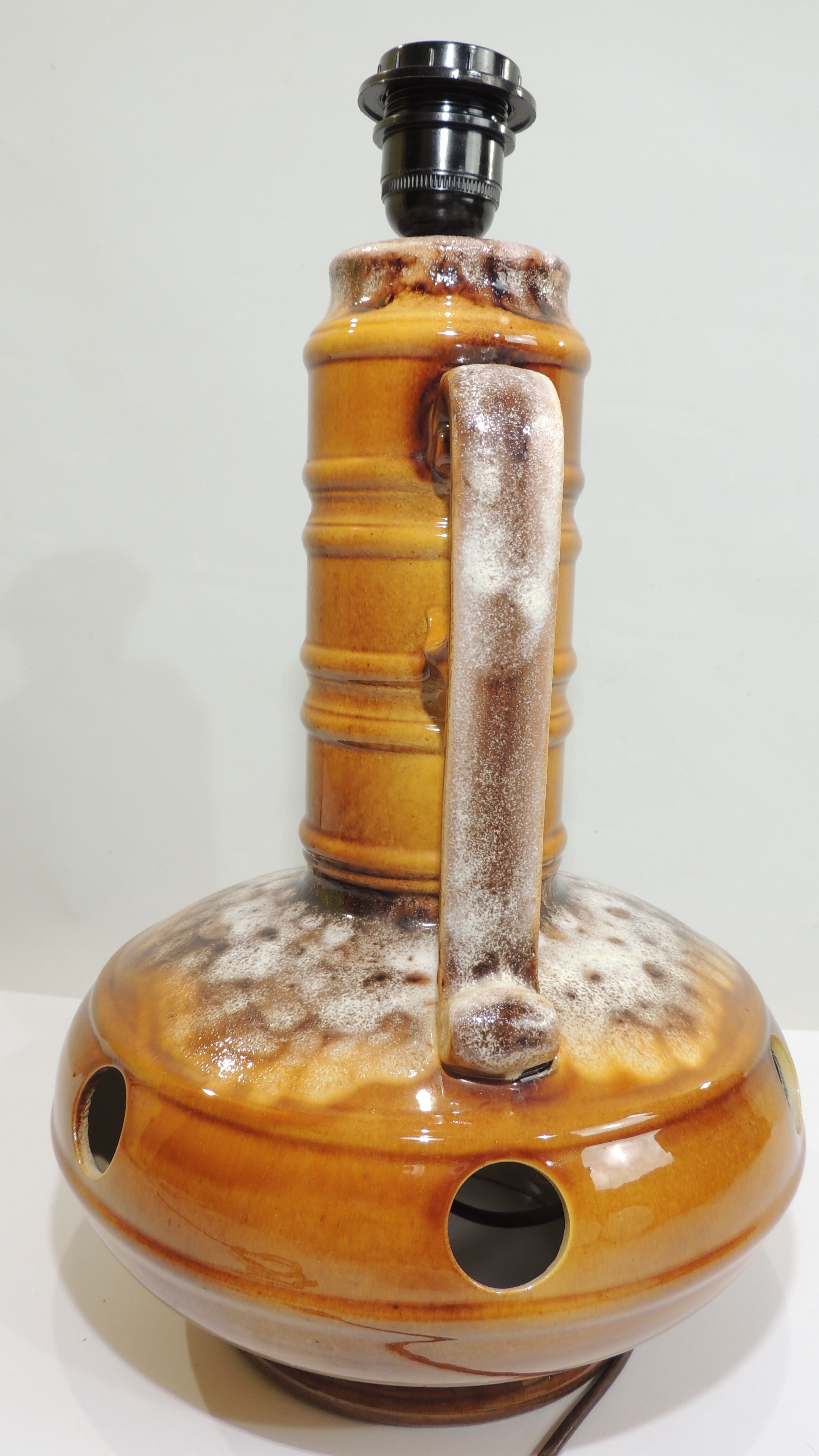 Fat lava mid-century ceramic/vintage floor lamp