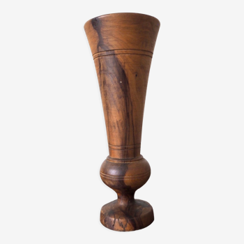 Vase en bois