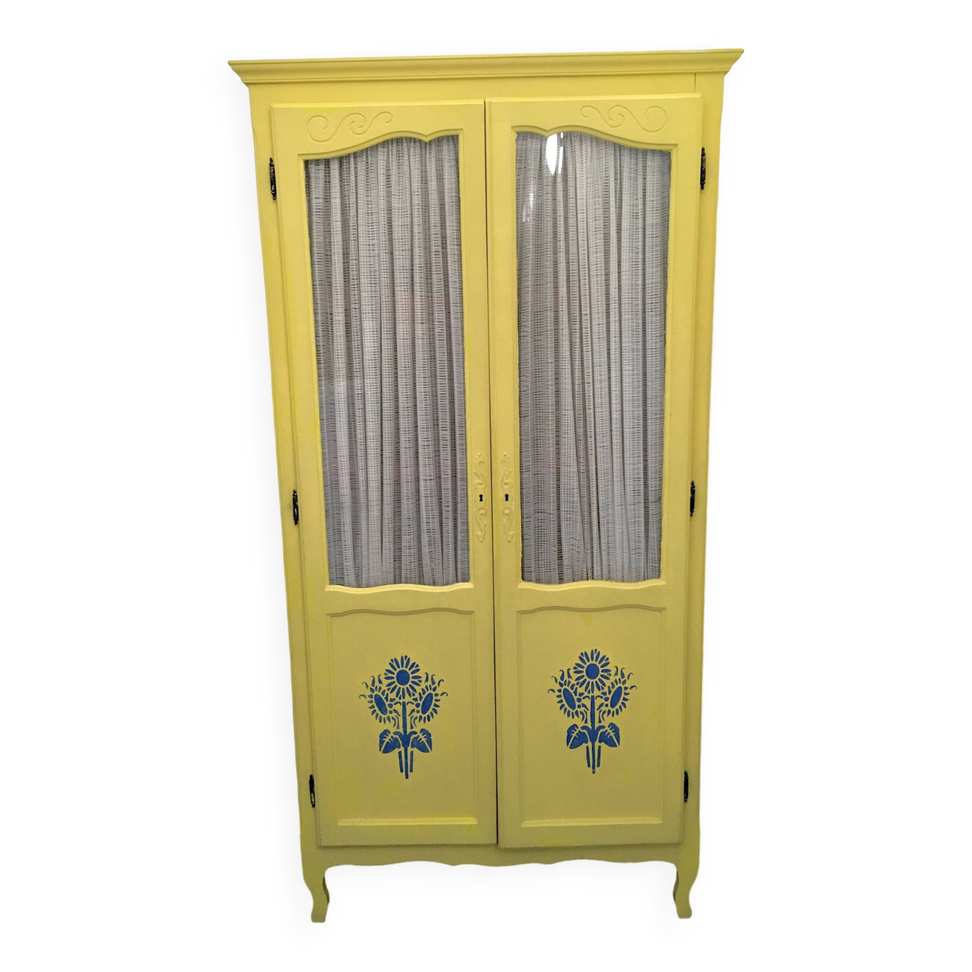 Glass cabinet handmade by craftsman