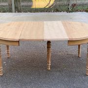 Renovated Louis Philippe round extendable dining table 118-200cm 19th century