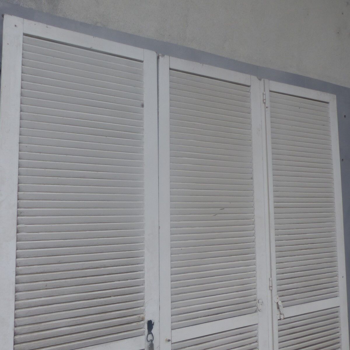 Set of 3 wooden shutters