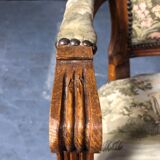Paire de fauteuils de style Louis XVI