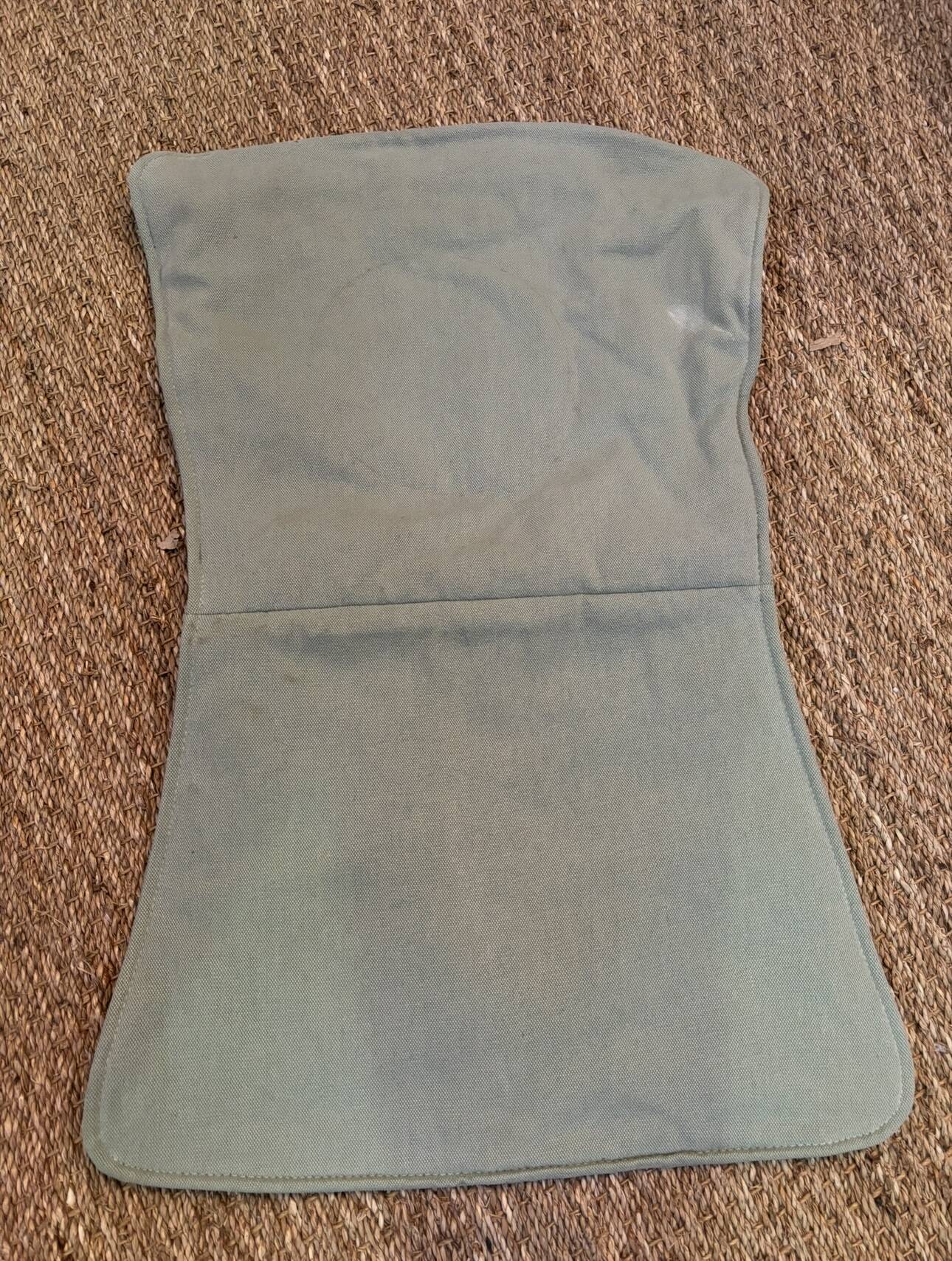 4 Fritz Hansen design chairs