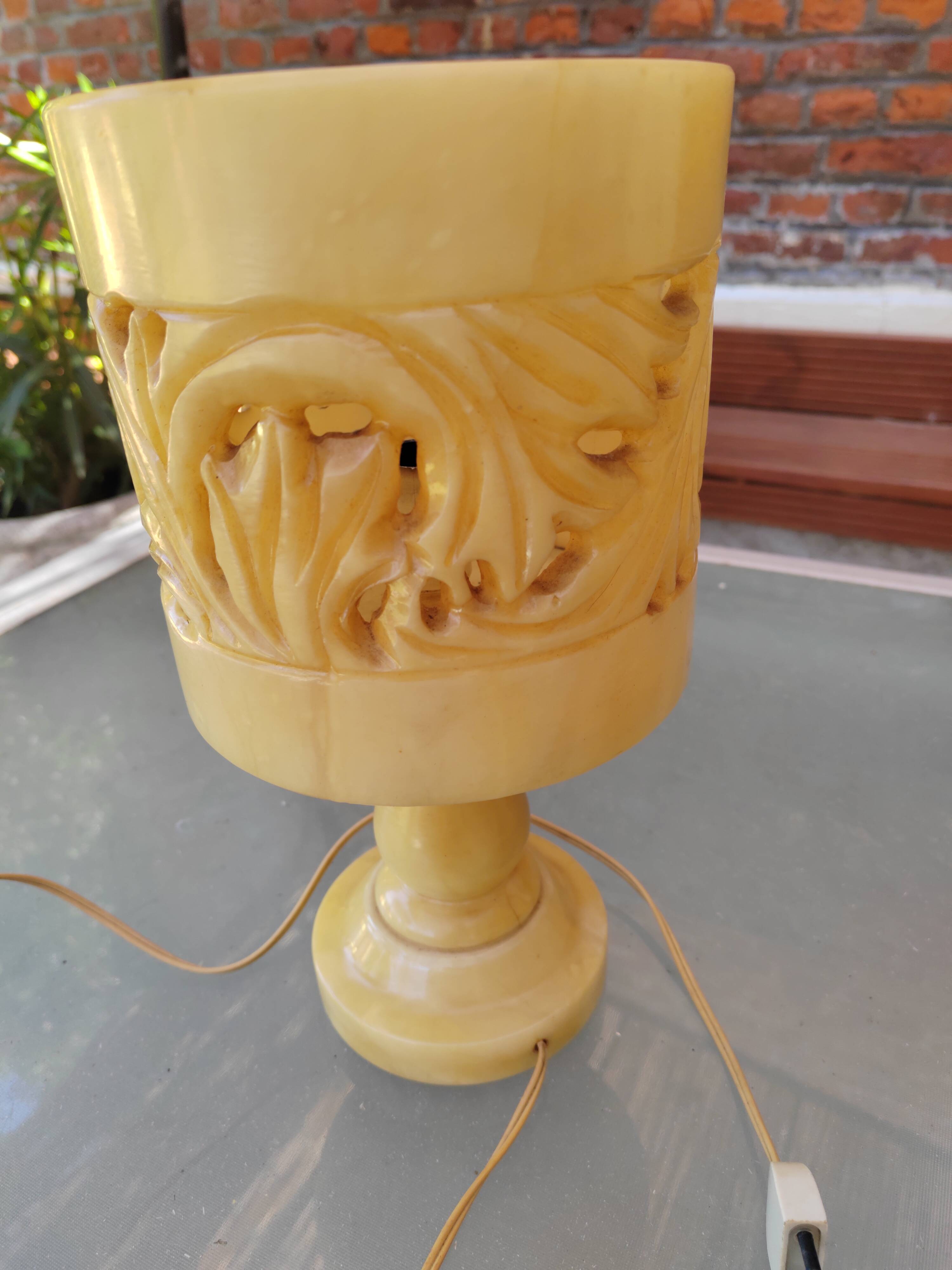 Lattice lamp in alabaster from Alfaro