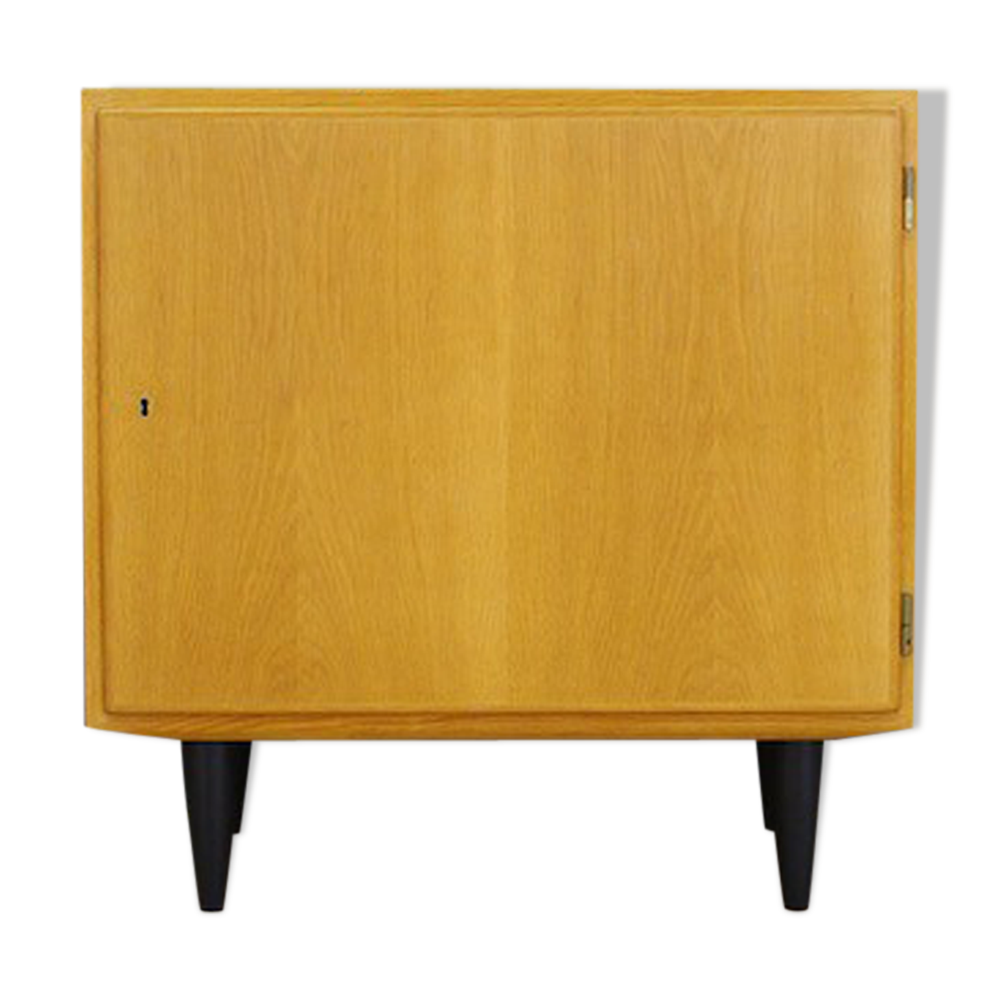 Dresser Carlo Jensen