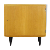 Dresser Carlo Jensen