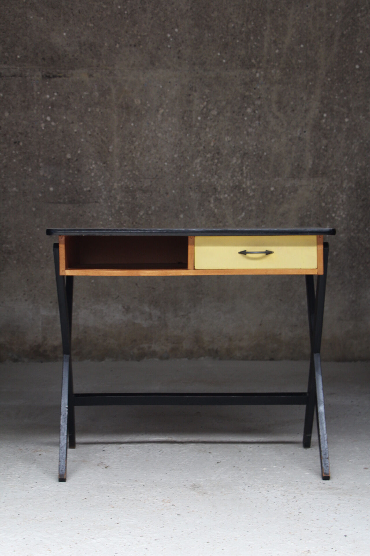 Modernist desk design Coen de Vries