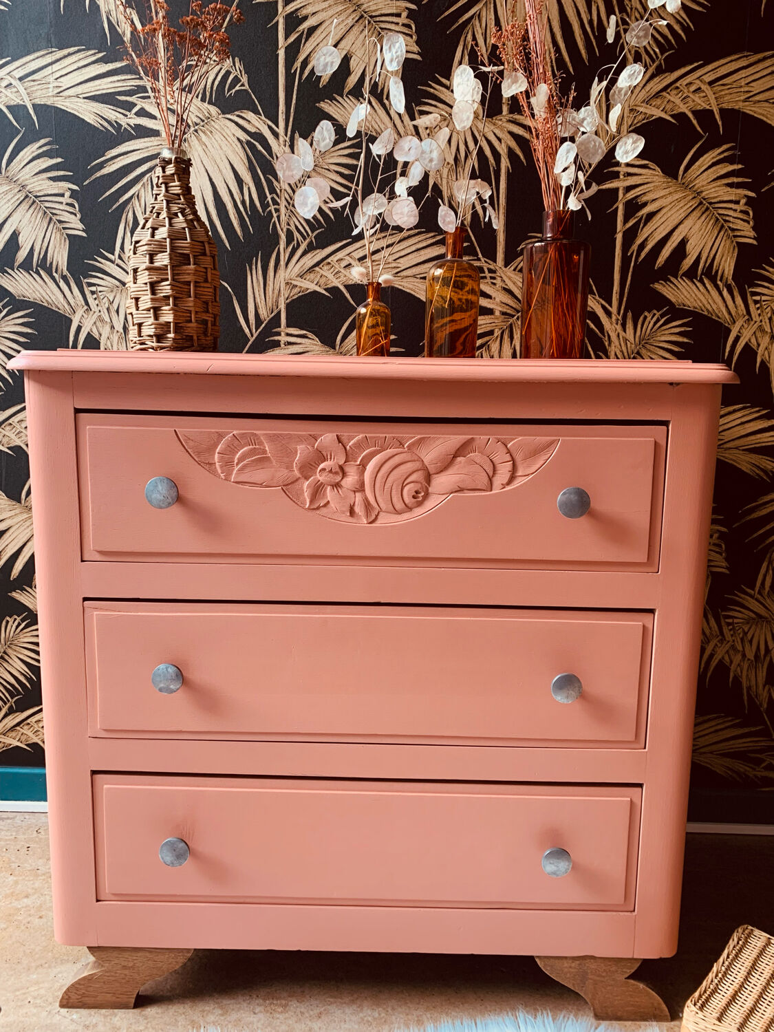 Vintage chest of drawers