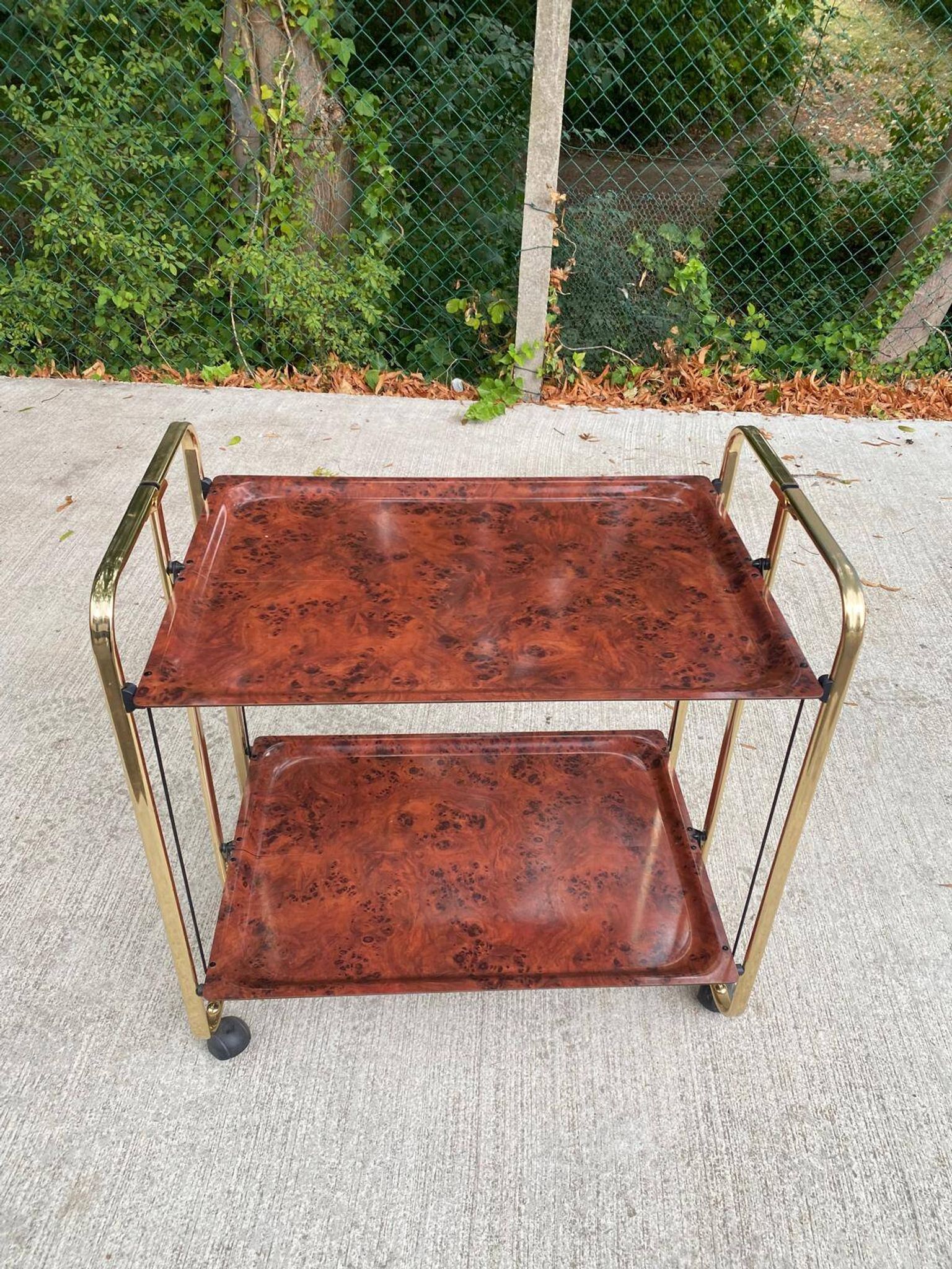Vintage 70s folding bar table, brass with wood burl effect, Dinet style.