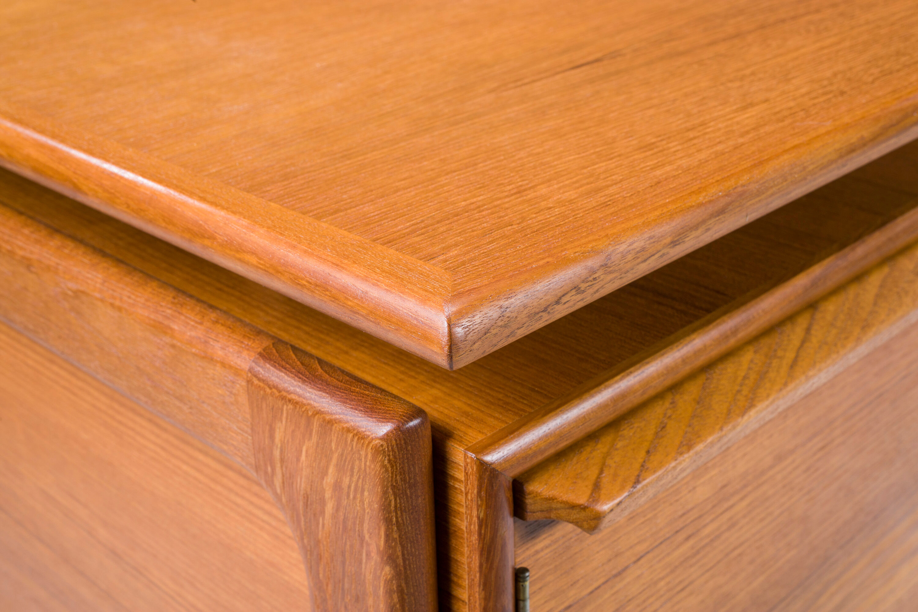 Mid-Century Teak Desk from GV Møbler, 1960s
