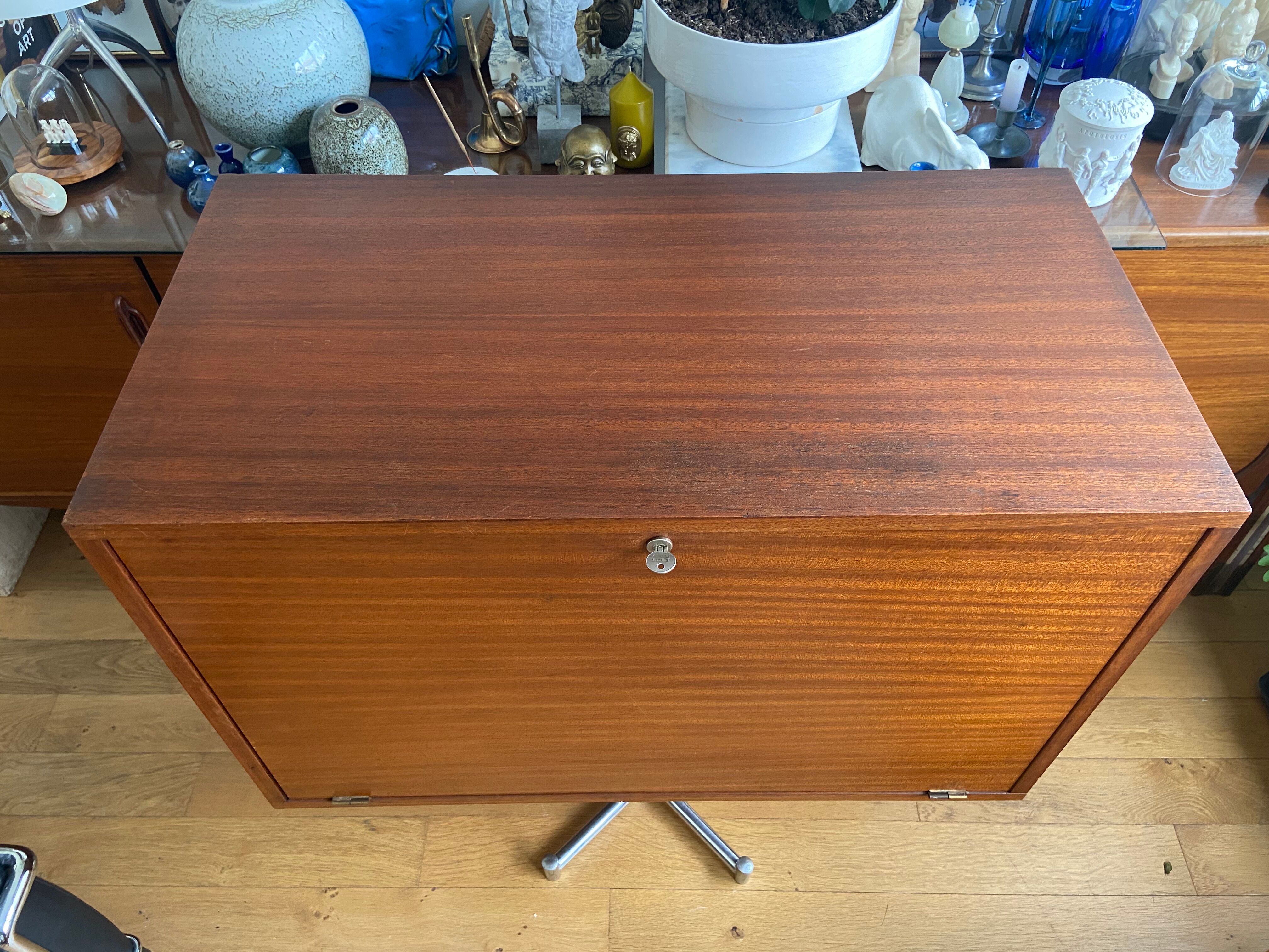 Scandinavian writing desk 60