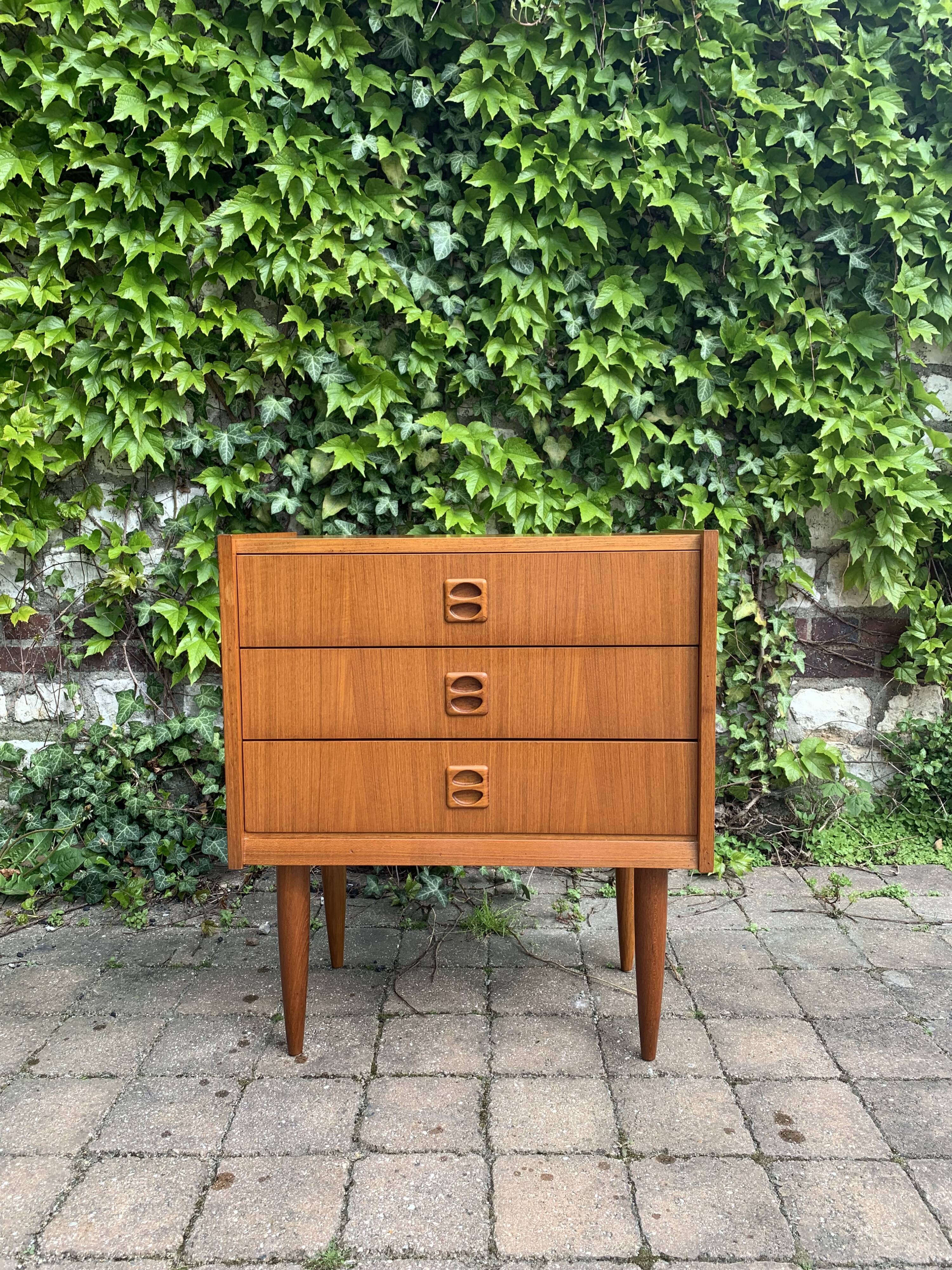 Vintage scandinavian teak chest of drawers